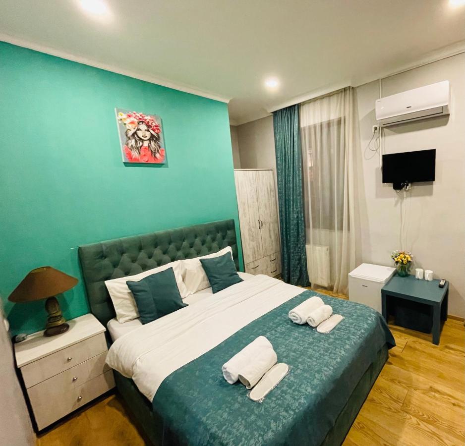 Book Hotel Tbilisi Ngoại thất bức ảnh